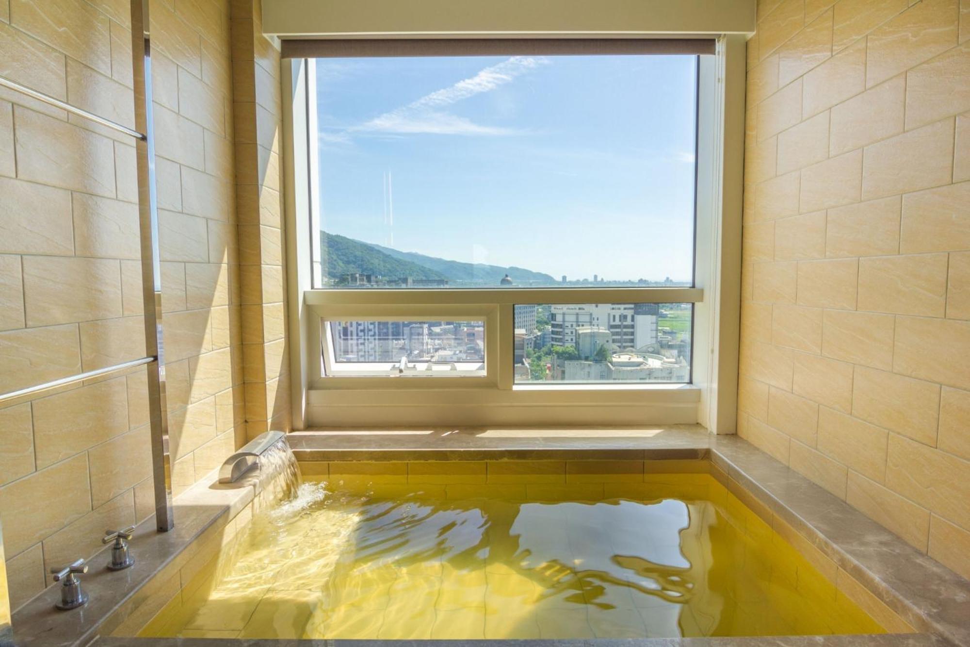 Kilin Hotel, Jiaoxi Exteriör bild